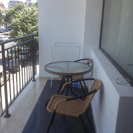 Апартаменты New Town *